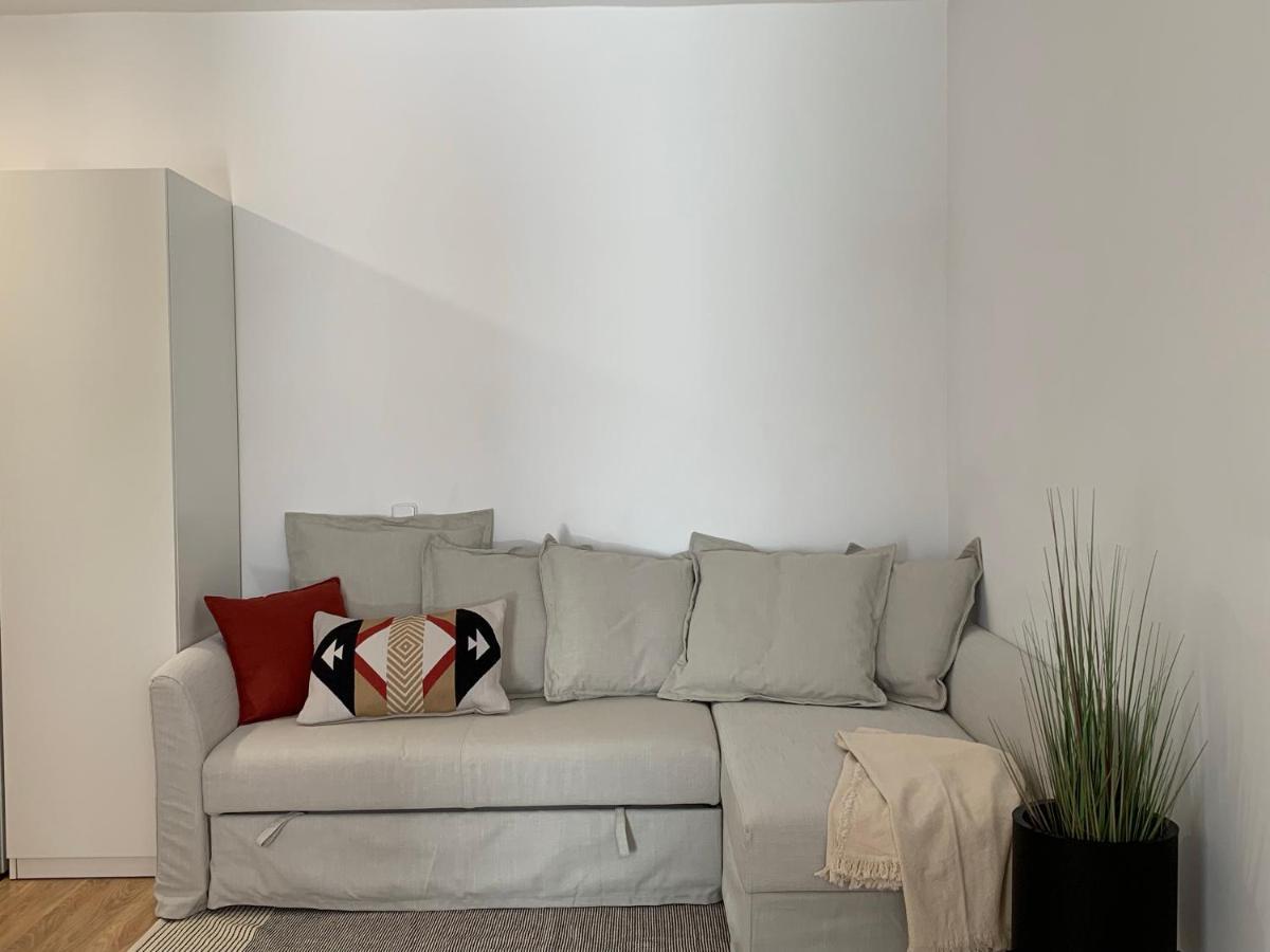 Apartamento Anton Martin I มาดริด ภายนอก รูปภาพ