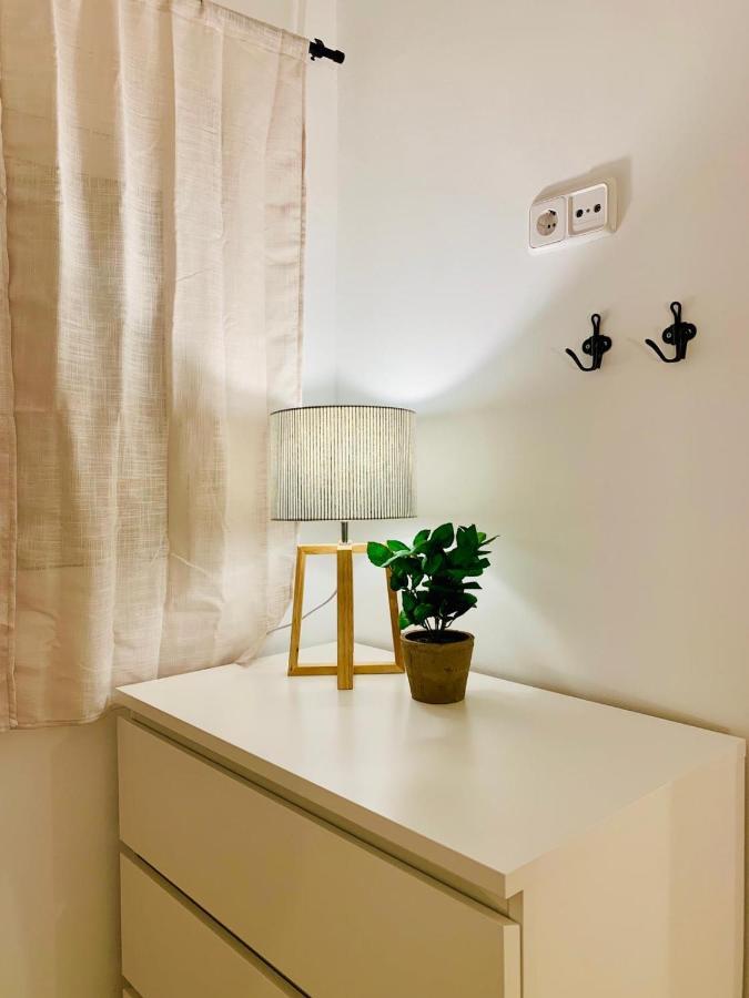 Apartamento Anton Martin I มาดริด ภายนอก รูปภาพ