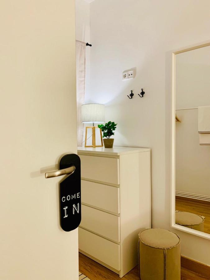 Apartamento Anton Martin I มาดริด ภายนอก รูปภาพ